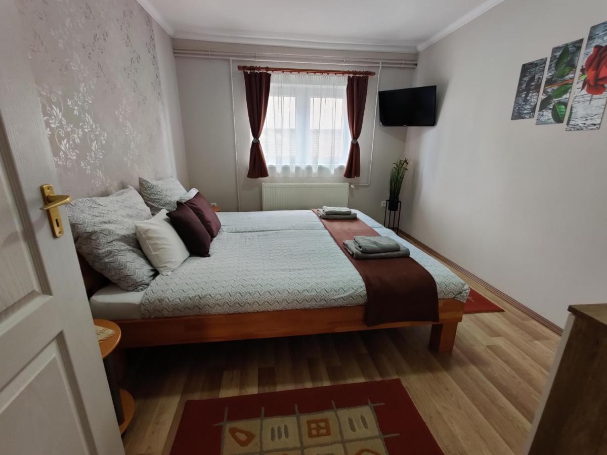 Katalin Apartmanhaz Miskolc Exterior foto