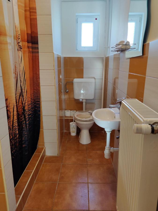 Katalin Apartmanhaz Miskolc Exterior foto