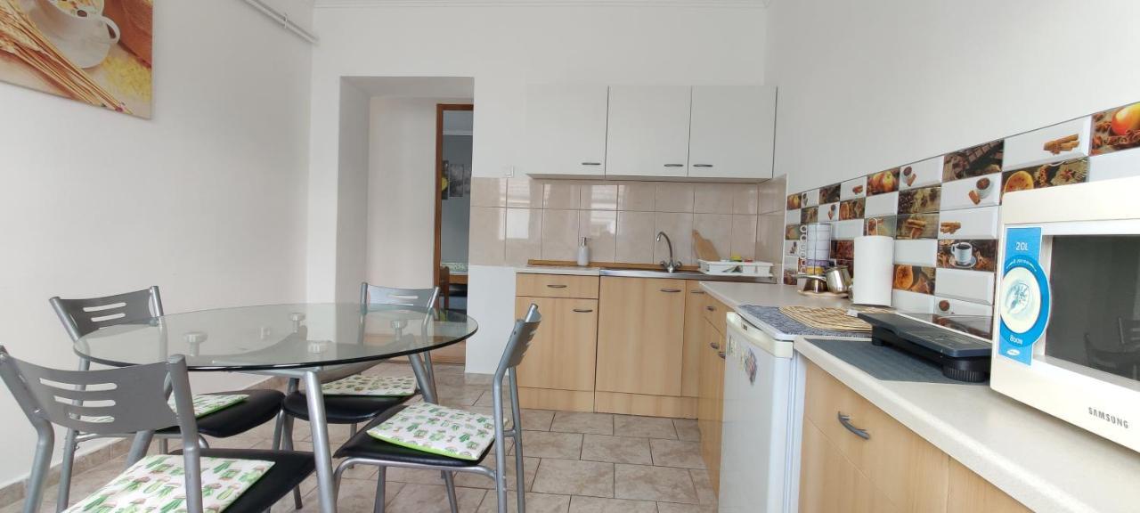 Katalin Apartmanhaz Miskolc Exterior foto