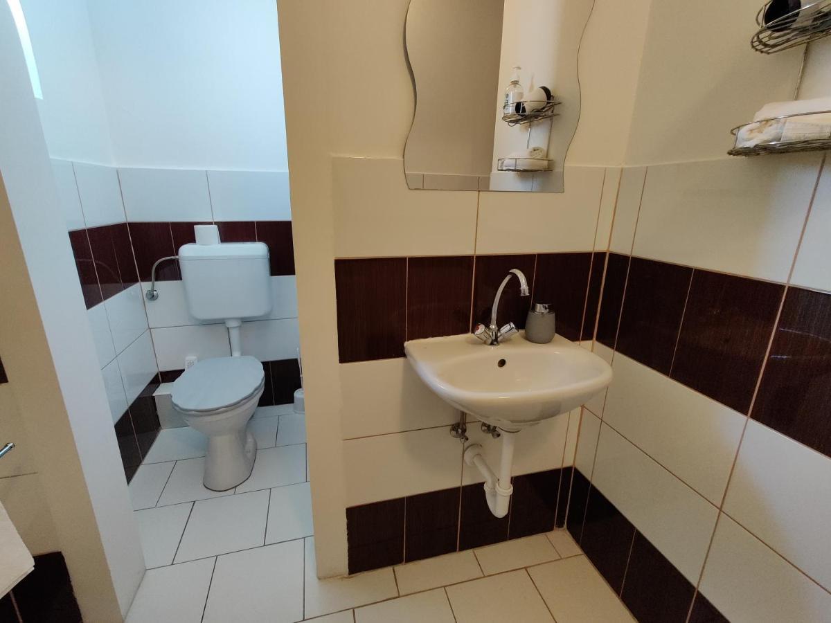 Katalin Apartmanhaz Miskolc Exterior foto