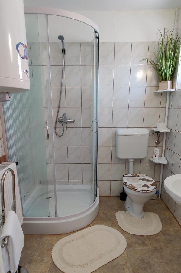 Katalin Apartmanhaz Miskolc Exterior foto