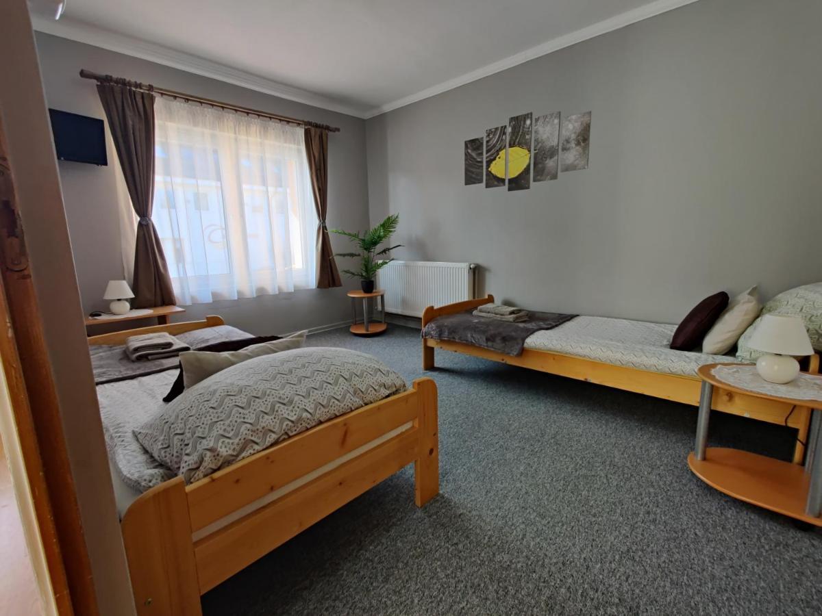Katalin Apartmanhaz Miskolc Exterior foto
