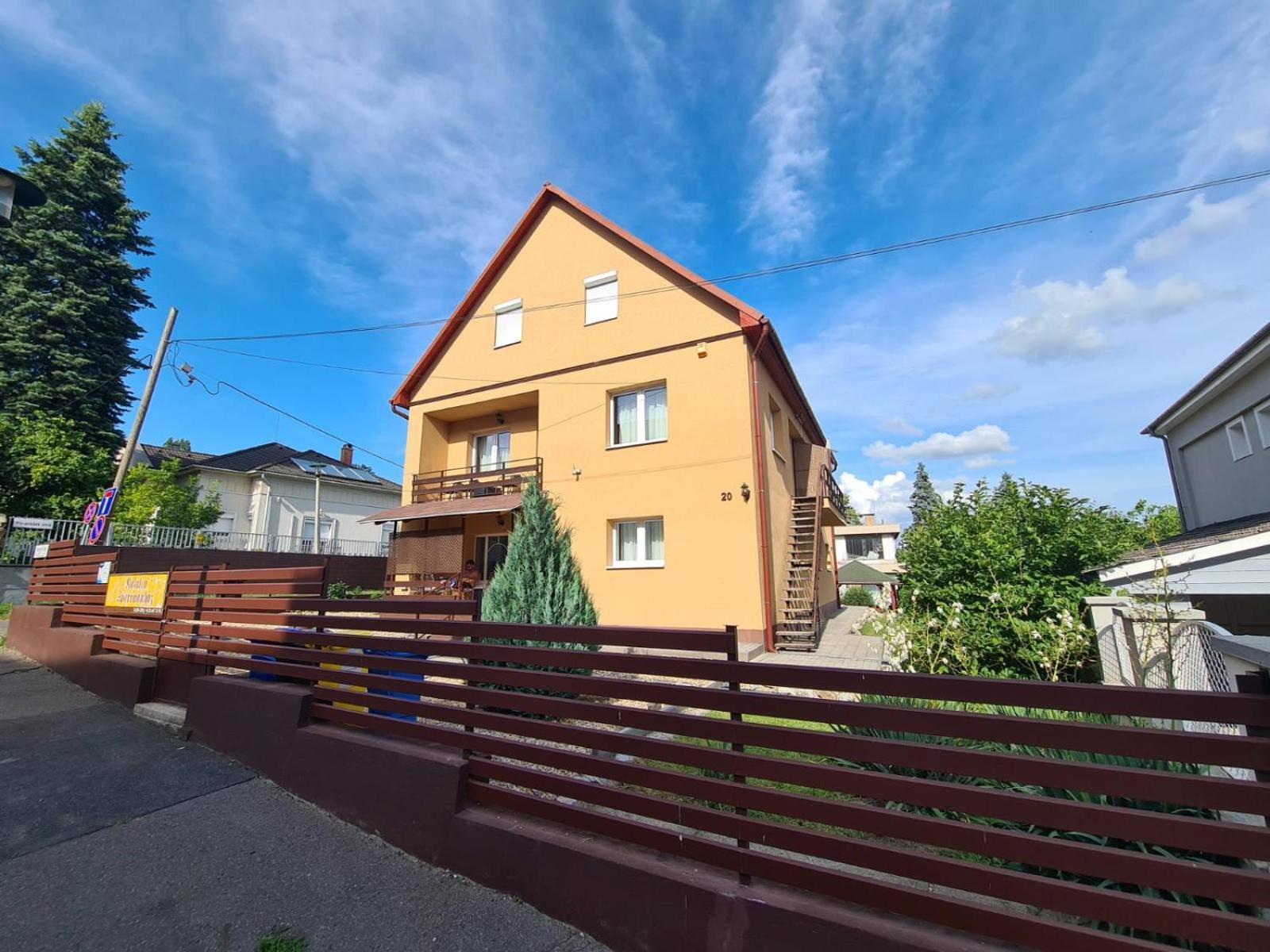 Katalin Apartmanhaz Miskolc Exterior foto